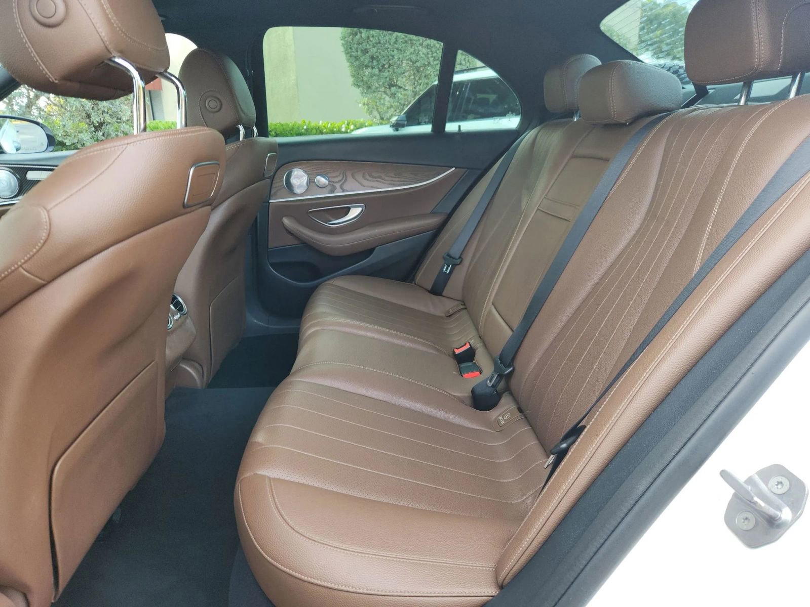 Used 2018 Mercedes-Benz E 300 w/ Premium 1 Package image 10