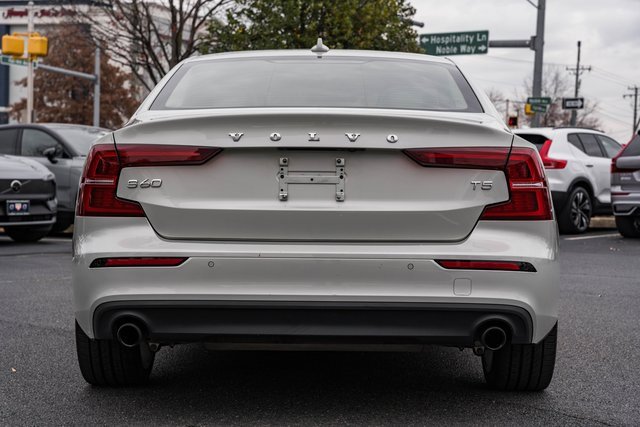 Used 2021 Volvo S60 T5 Momentum w/ Protection Package Premier image 7