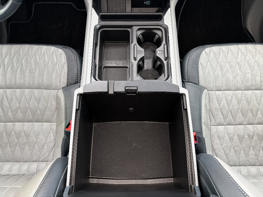 Used 2024 Ford F350 Limited w/ FX4 Off-Road Package image 28