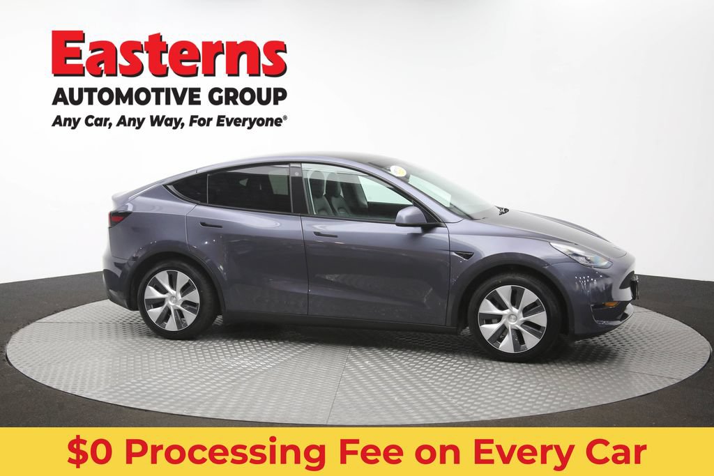 Used 2021 Tesla Model Y Long Range AWD/4WD image 41
