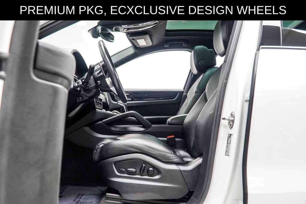 Used 2023 Porsche Cayenne Coupe AWD/4WD image 43