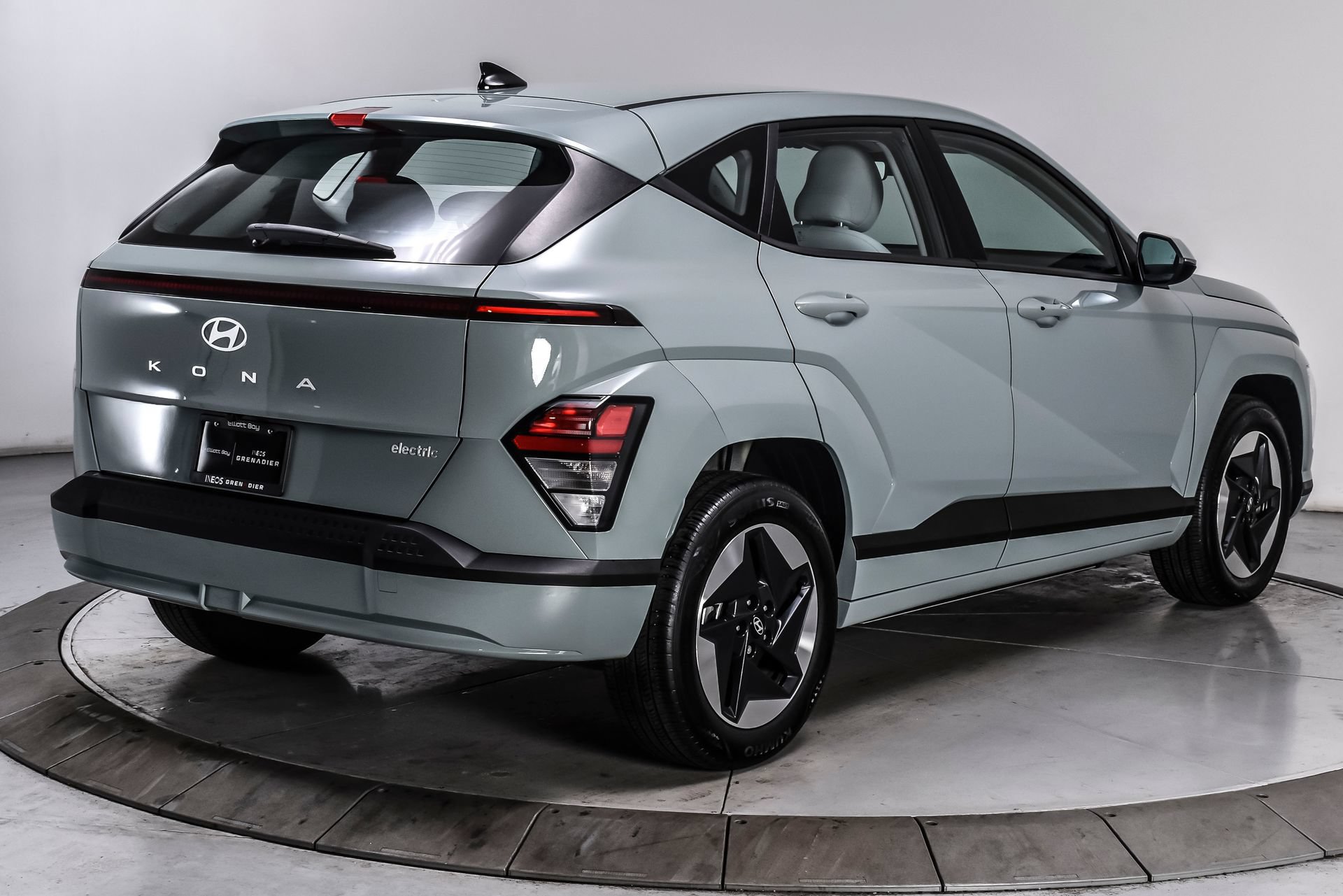 Used 2024 Hyundai Kona SE FWD image 6