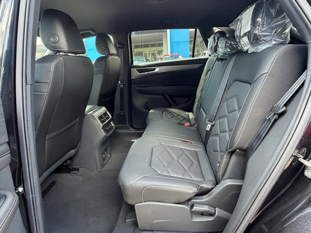 New 2026 Volkswagen Atlas Cross Sport SE FWD image 14