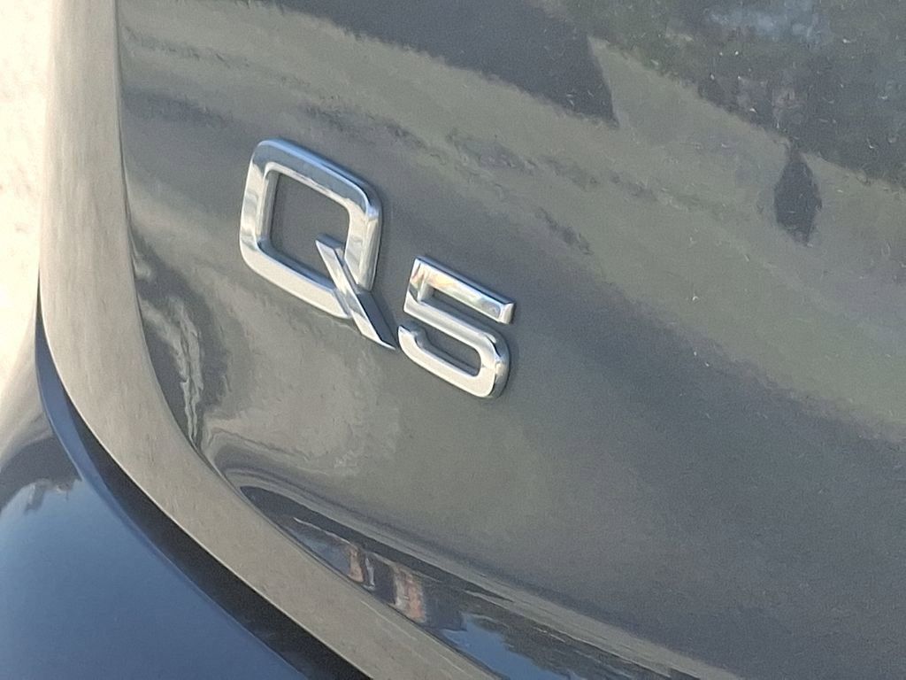 Used 2021 Audi Q5 2.0T Premium w/ Convenience Package image 27