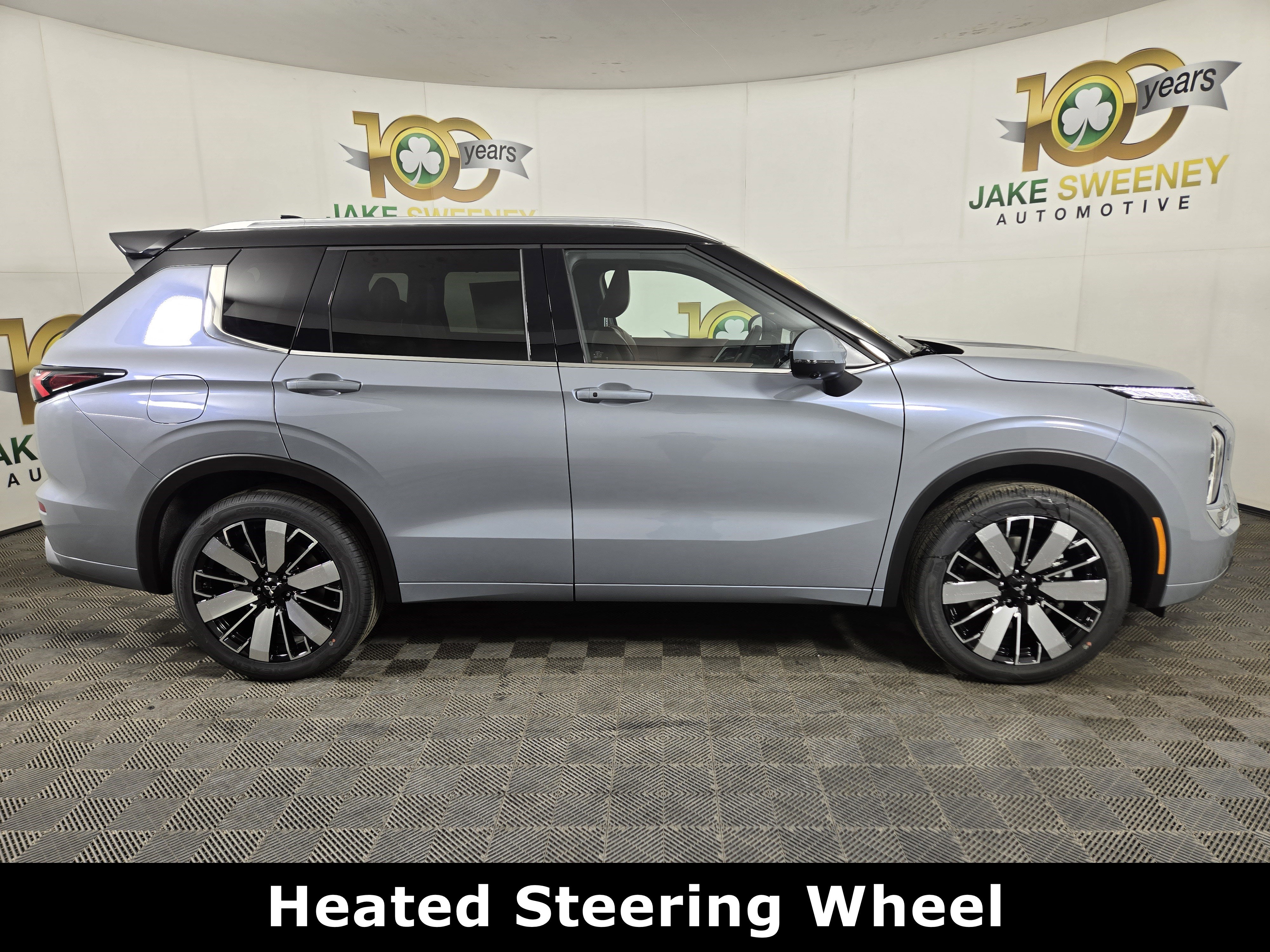 New 2026 Mitsubishi Outlander SEL image 8