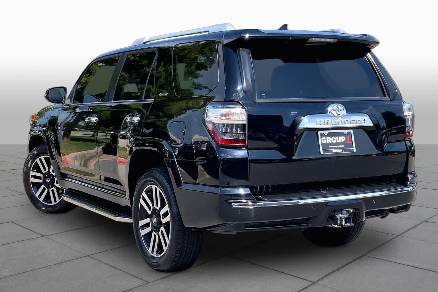 Used 2018 Toyota 4Runner Limited AWD/4WD image 12
