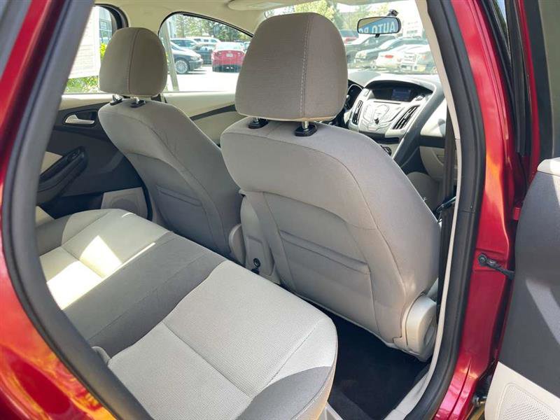 Used 2014 Ford Focus SE image 66