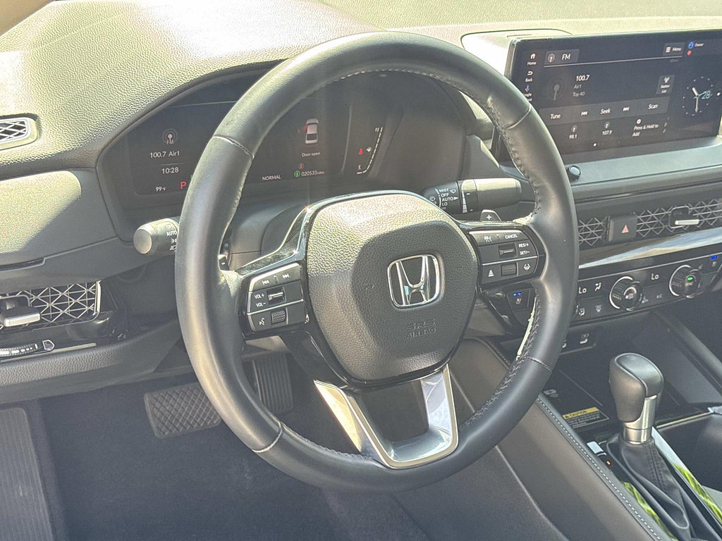 Certified 2023 Honda Accord Touring image 4