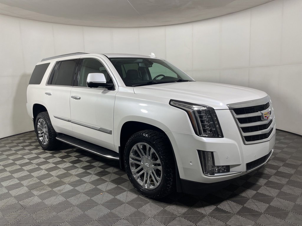 Used 2020 Cadillac Escalade 4WD image 2