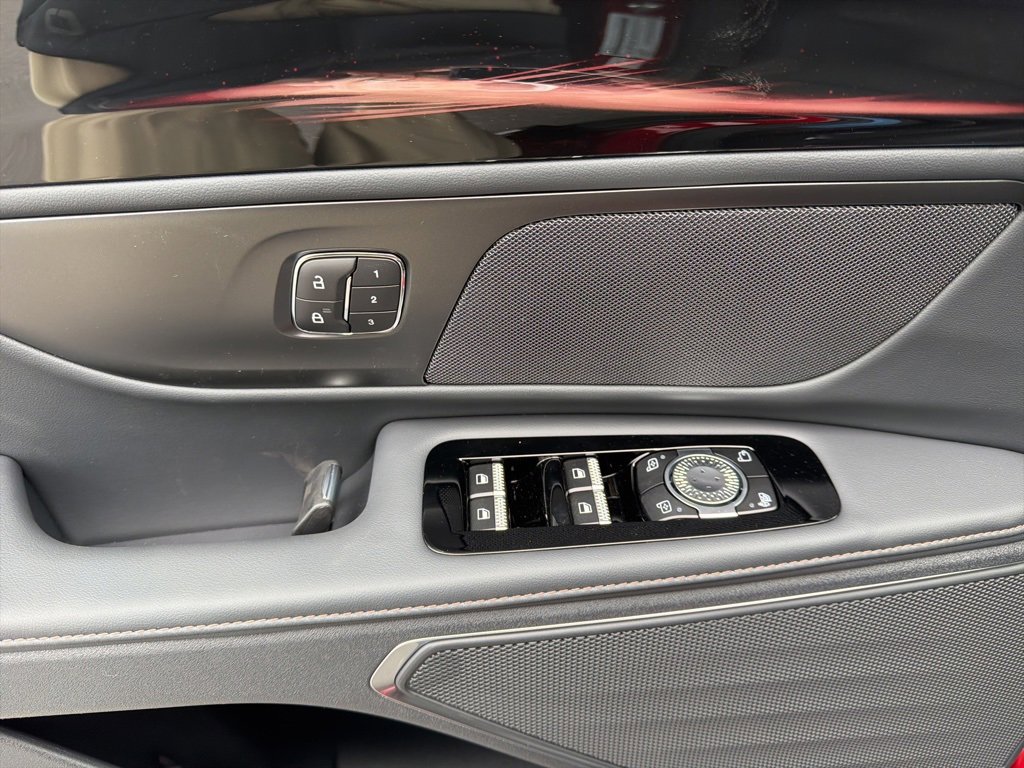 New 2026 Lincoln Nautilus Premier image 24