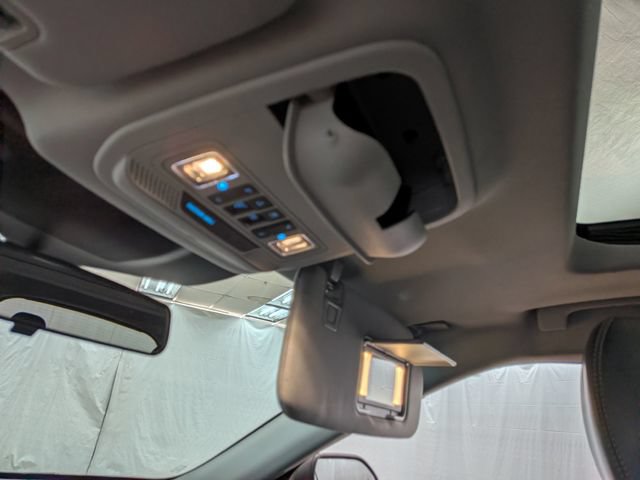 Certified 2021 Ford Explorer XLT w/ Equipment Group 202A AWD/4WD image 33