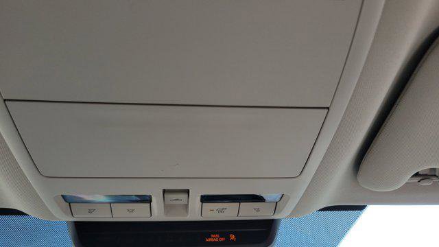 Certified 2024 MAZDA CX-90 Plug-In Hybrid w/ Preferred image 32