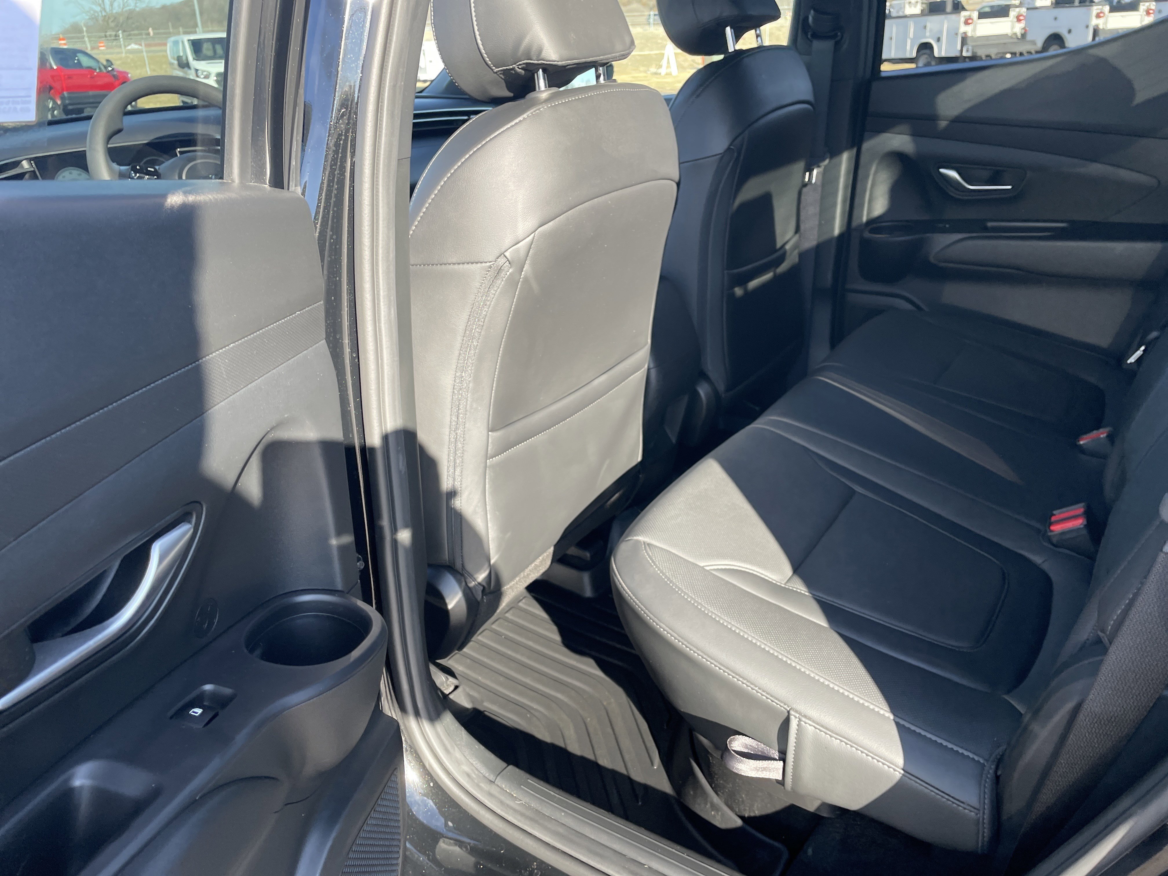 Used 2024 Hyundai Santa Cruz Night image 15