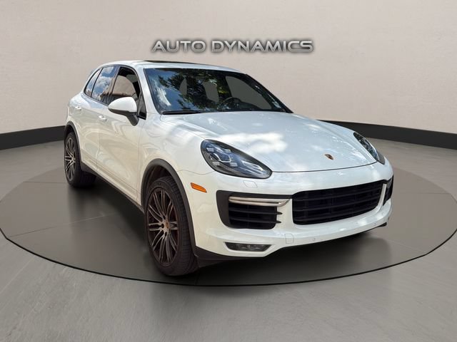 Used 2015 Porsche Cayenne Turbo AWD/4WD image 5