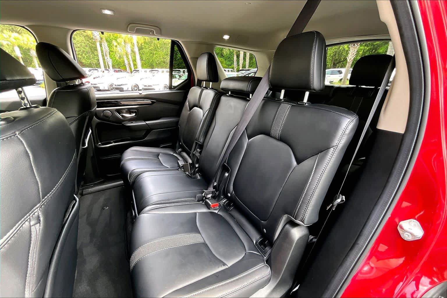 Certified 2025 Honda Pilot EX-L image 48