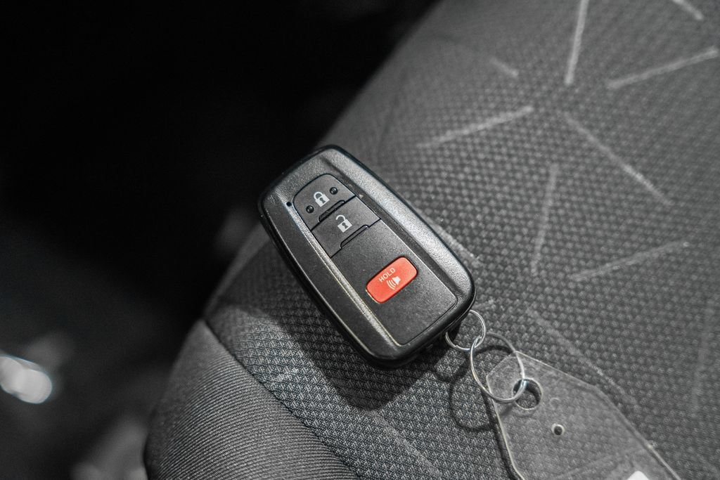 Certified 2025 Toyota RAV4 XLE AWD/4WD image 41