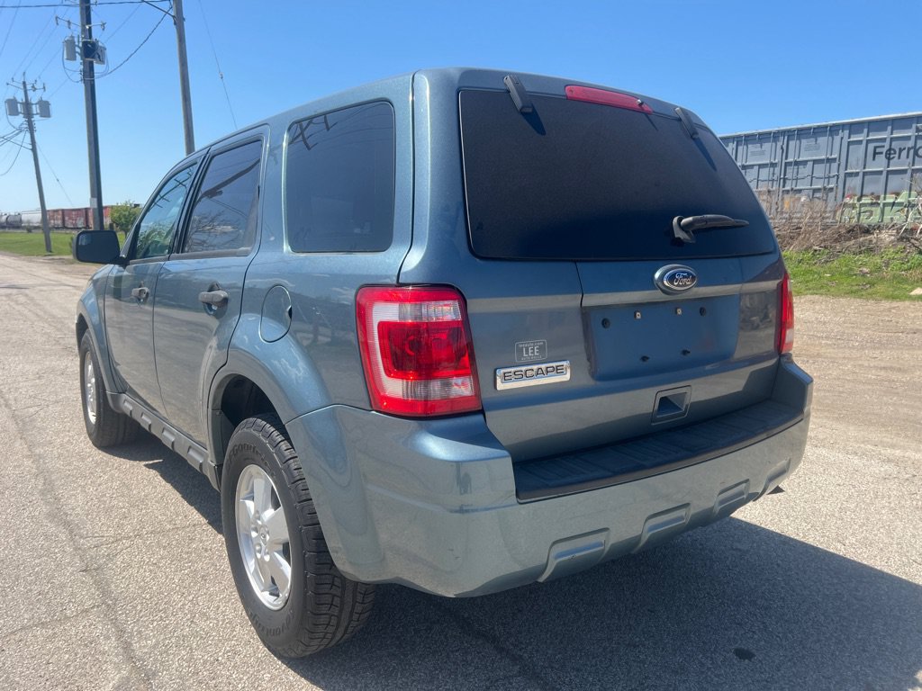 Used 2011 Ford Escape XLS w/ 101A Rapid Spec Order Code AWD/4WD image 8