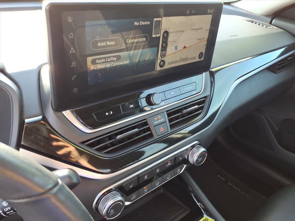 Used 2023 Nissan Altima 2.5 SR w/ SR Premium Package image 32