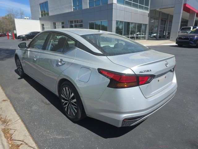 Used 2024 Nissan Altima 2.5 SV image 5