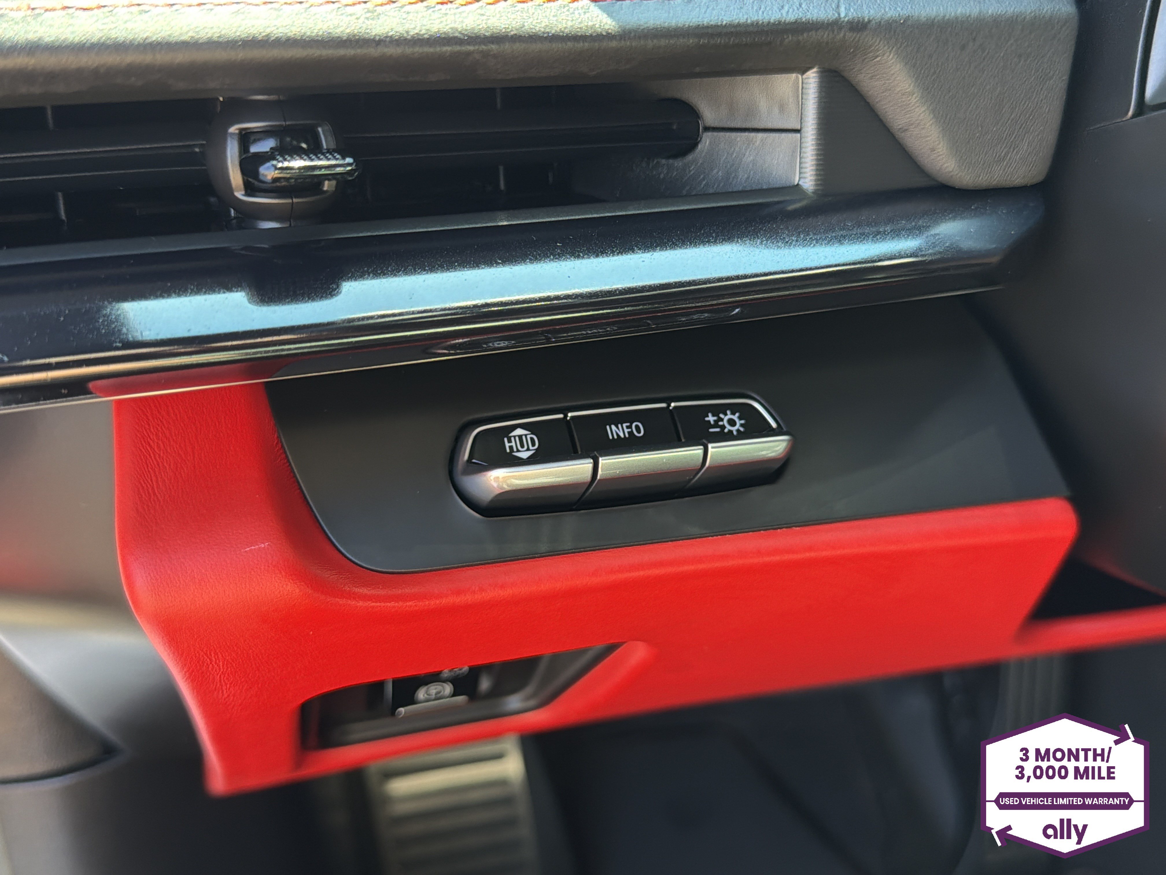 Used 2025 Chevrolet Corvette Z06 RWD image 12