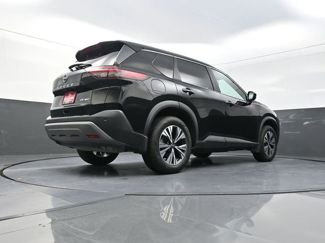 Used 2023 Nissan Rogue SV image 33