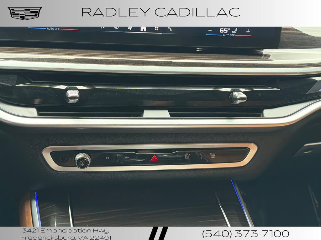 Used 2024 BMW X5 M60i AWD/4WD image 9