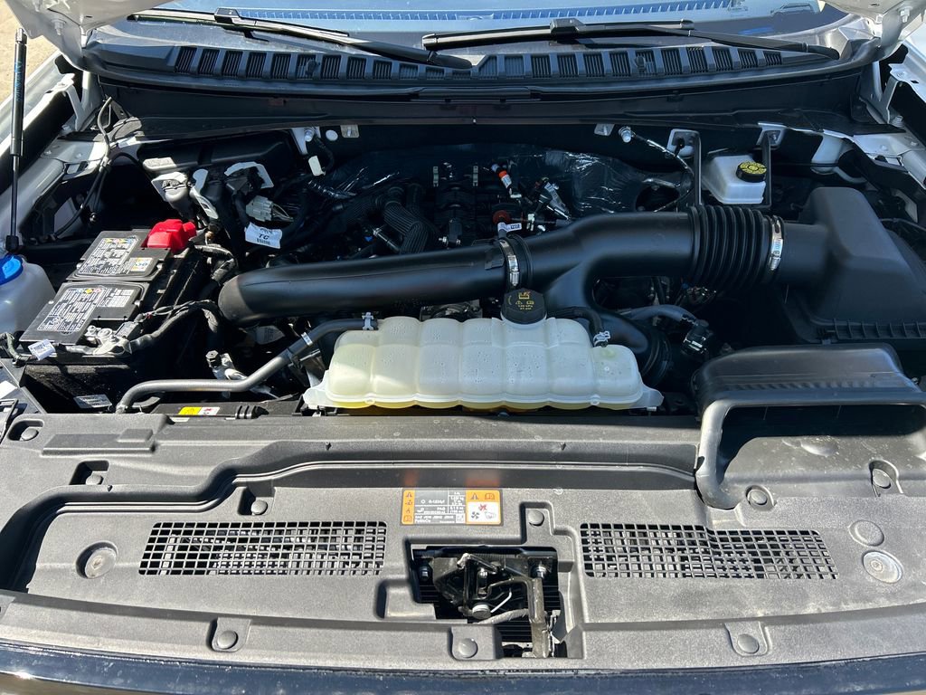 Used 2025 Ford Expedition Platinum image 23