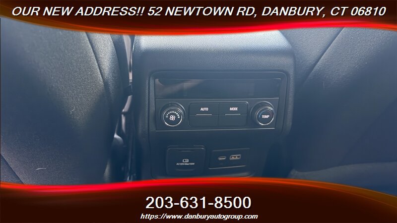 Used 2020 GMC Acadia SLE w/ Driver Convenience Package AWD/4WD image 19