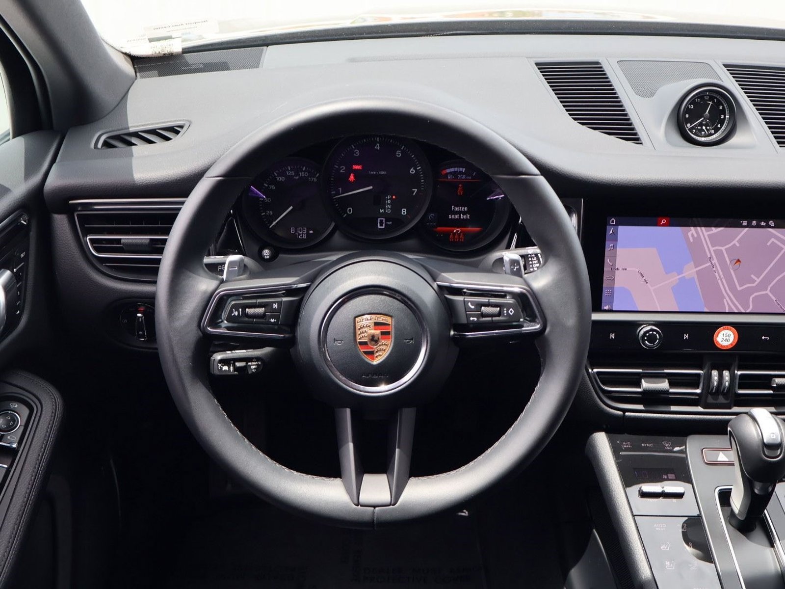 Certified 2026 Porsche Macan AWD/4WD image 15