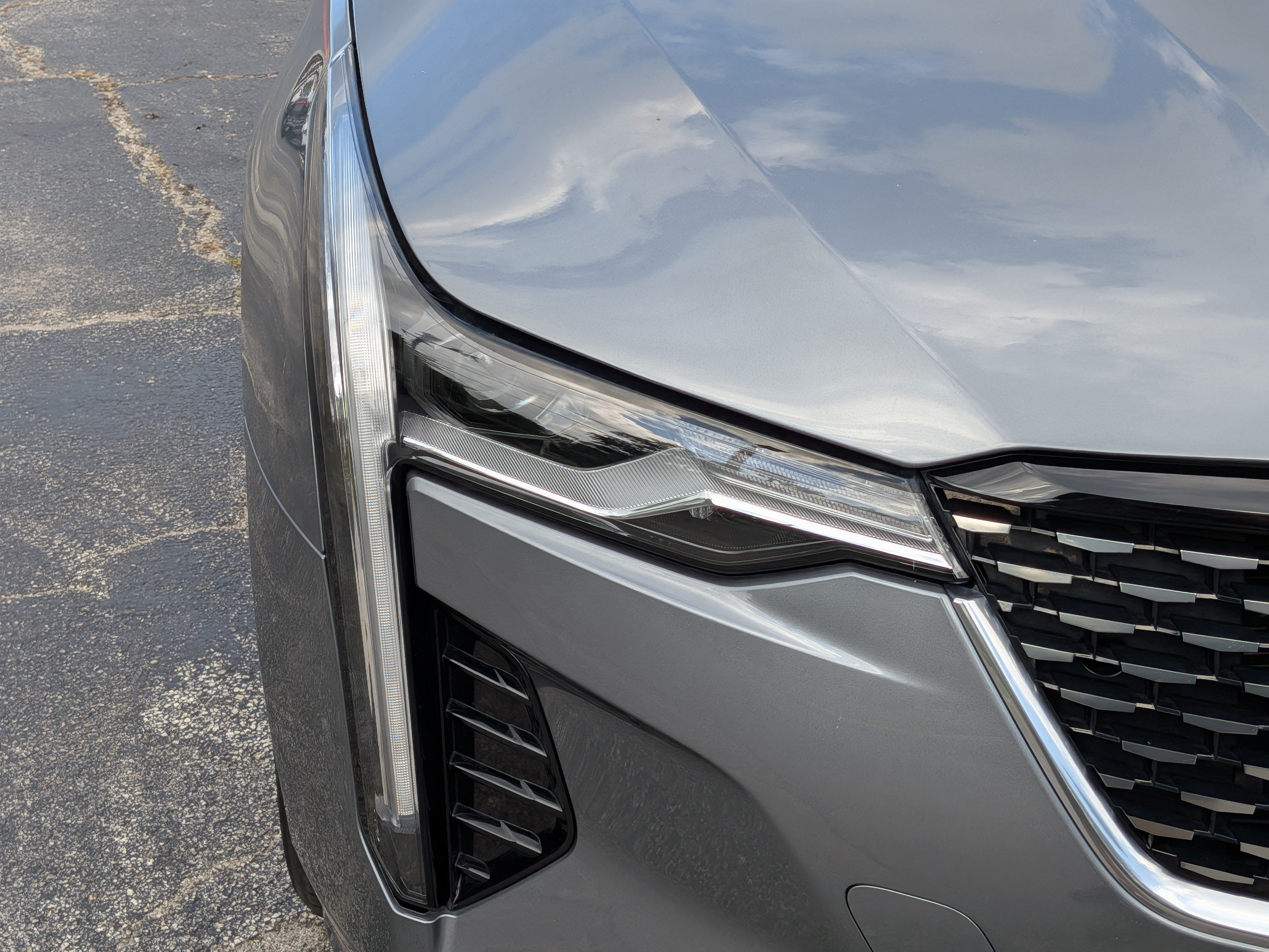 Certified 2022 Cadillac CT4 Luxury w/ Sun And Sound Package RWD image 10