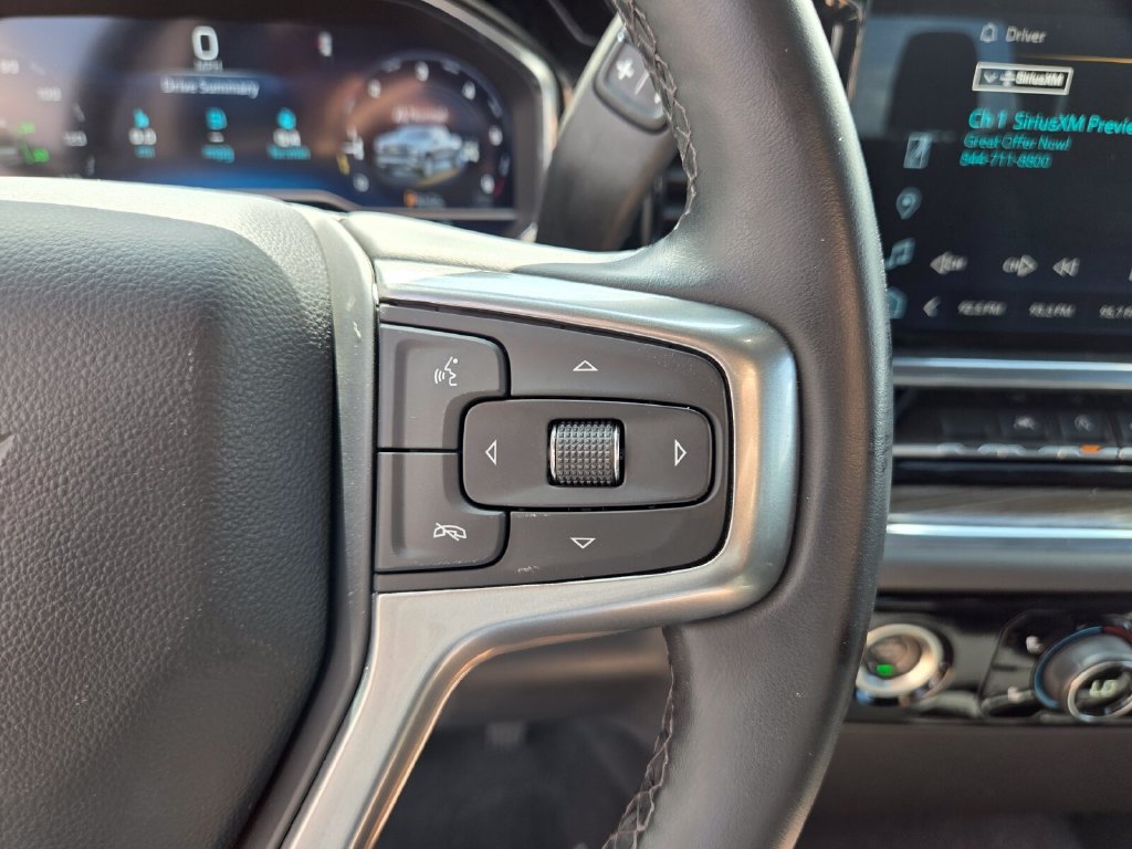Used 2023 Chevrolet Silverado 1500 LT AWD/4WD image 30