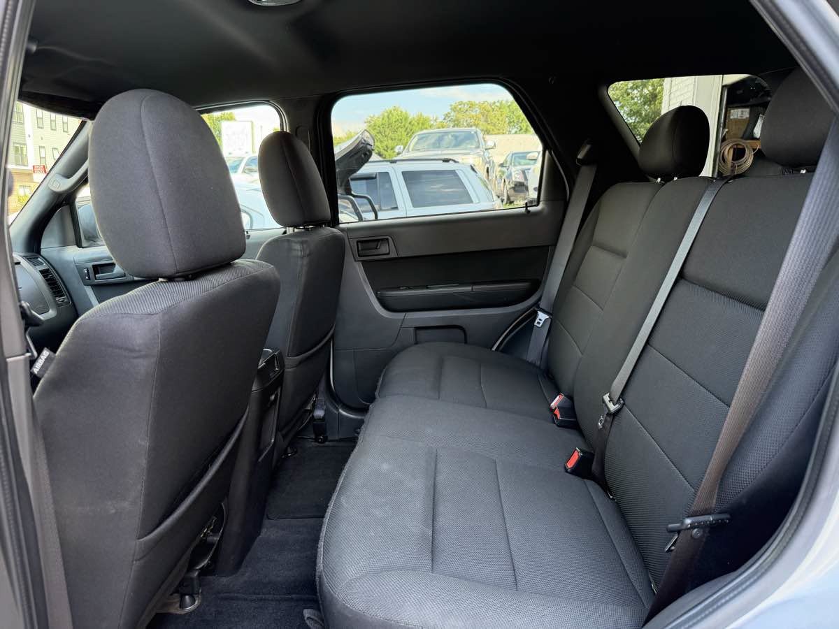 Used 2009 Ford Escape XLT FWD image 12