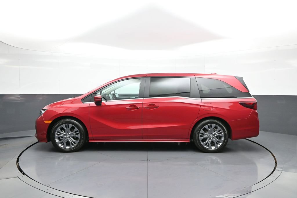 Used 2025 Honda Odyssey Touring image 9