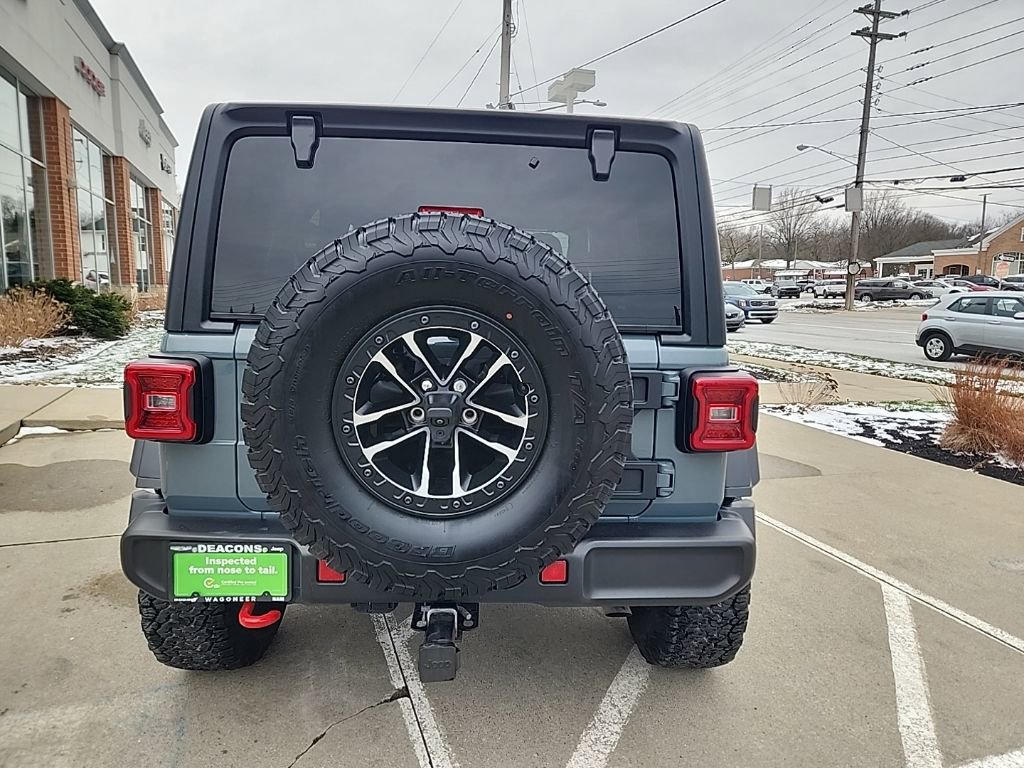 Certified 2024 Jeep Wrangler Unlimited Rubicon w/ XTREMEE 35" Tire Package image 15