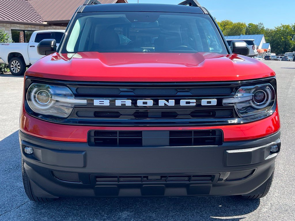 Used 2024 Ford Bronco Sport Outer Banks w/ Tech Package AWD/4WD image 3