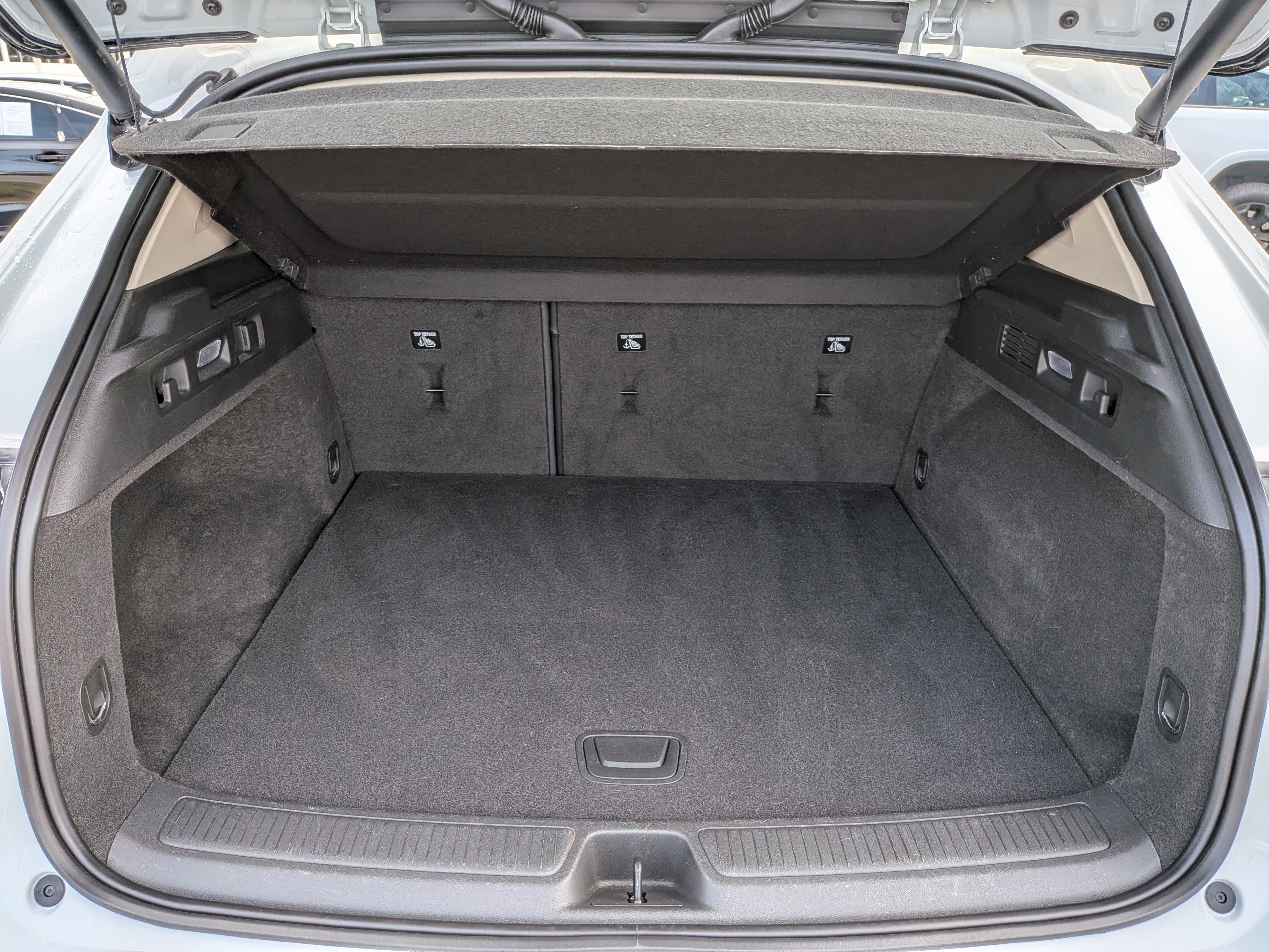 Certified 2023 Buick Envision Essence w/ Sport Touring Package FWD image 17