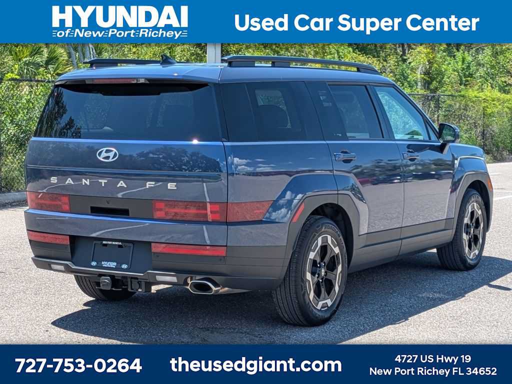 Used 2026 Hyundai Santa Fe SEL w/ Tow & Go Package FWD image 4