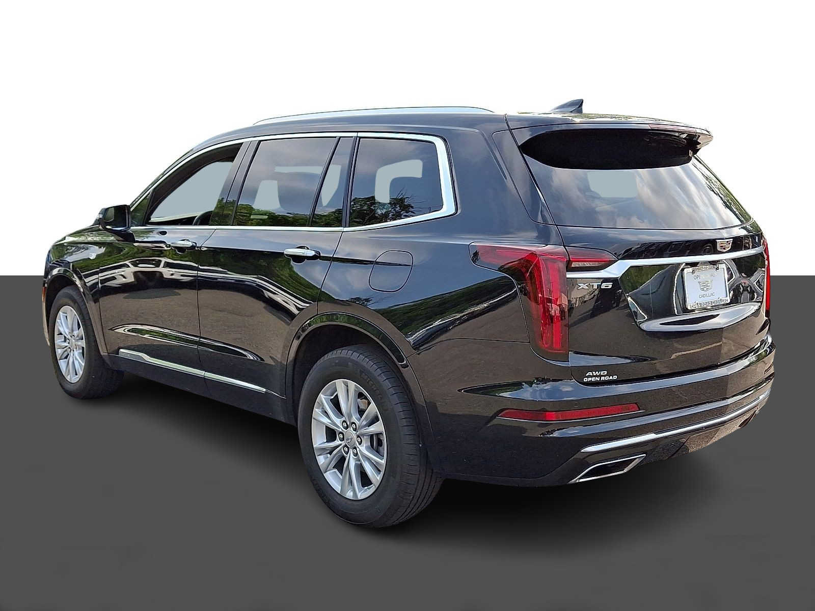 Used 2024 Cadillac XT6 Luxury AWD/4WD image 4