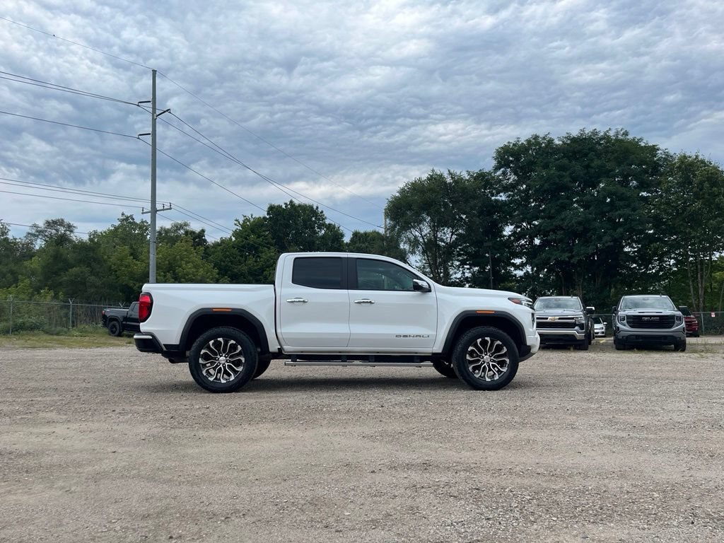 Used 2023 GMC Canyon Denali AWD/4WD image 6