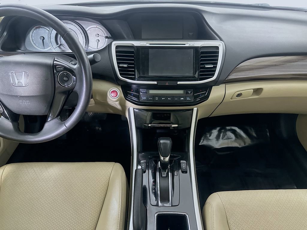 Used 2017 Honda Accord EX-L image 18