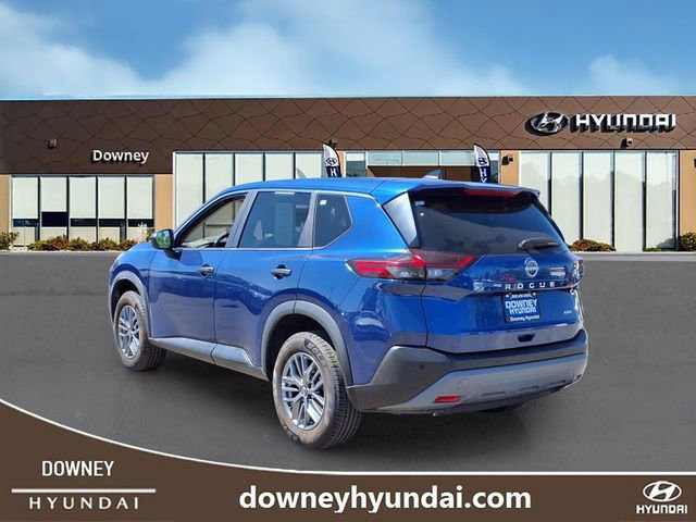Used 2023 Nissan Rogue S image 6