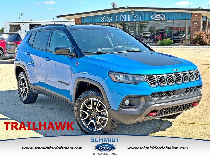 Used 2025 Jeep Compass Trailhawk