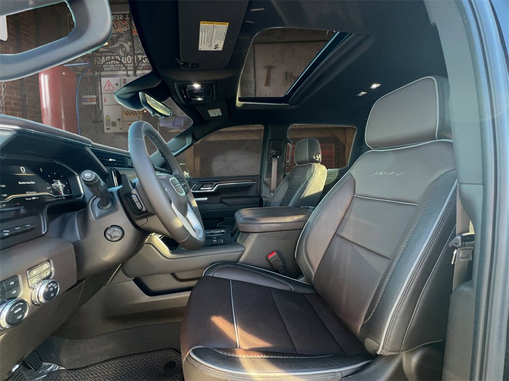 Certified 2025 GMC Sierra 1500 Denali w/ Denali Reserve Package image 13