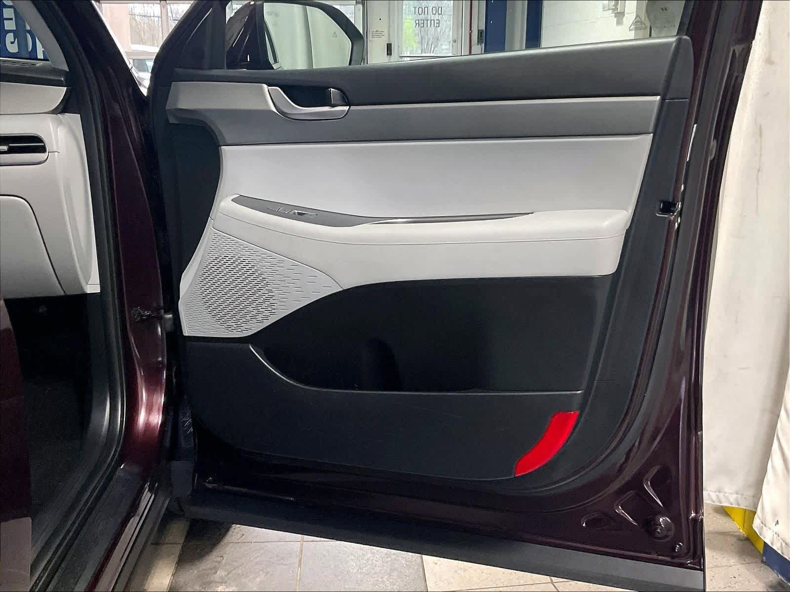 Used 2023 Hyundai Palisade SEL AWD/4WD image 12