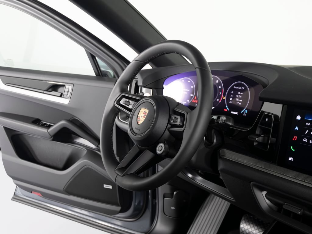 New 2026 Porsche Cayenne Coupe AWD/4WD image 31