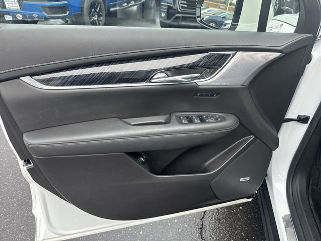 Certified 2023 Cadillac XT6 Premium Luxury image 23