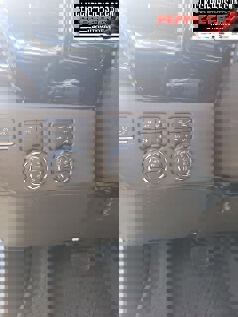 Used 2024 Chevrolet Silverado 2500 LTZ w/ LTZ Convenience Package image 17