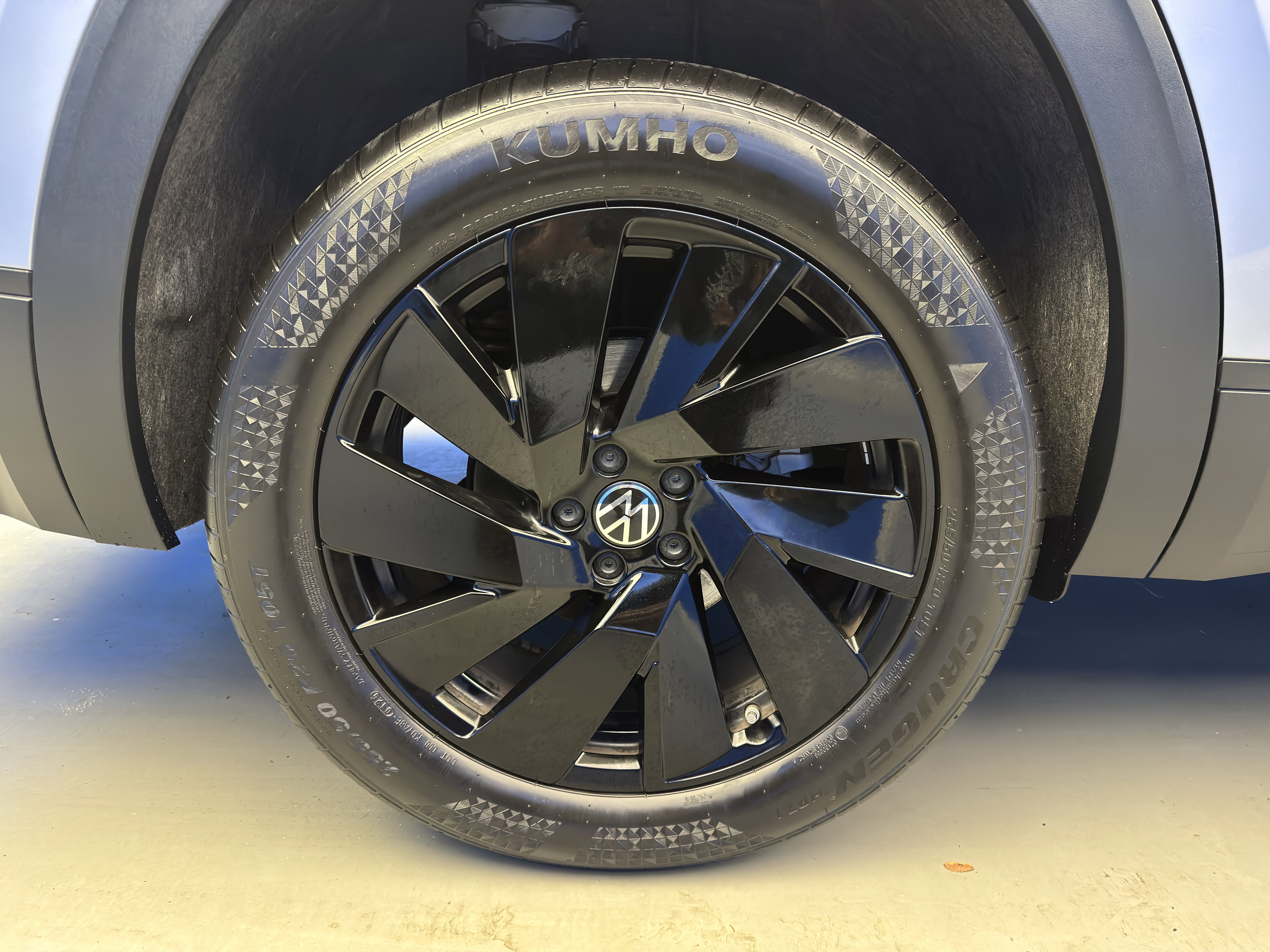 Certified 2025 Volkswagen Atlas SE w/ Panoramic Sunroof Package image 9