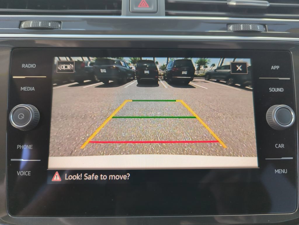 Used 2024 Volkswagen Tiguan SE FWD image 38