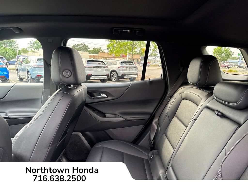 Used 2025 Chevrolet Equinox LT w/ Convenience Package II AWD/4WD image 21